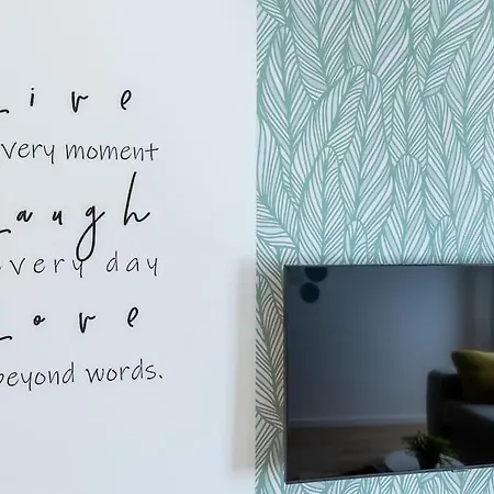 Feel Good In Old Town *