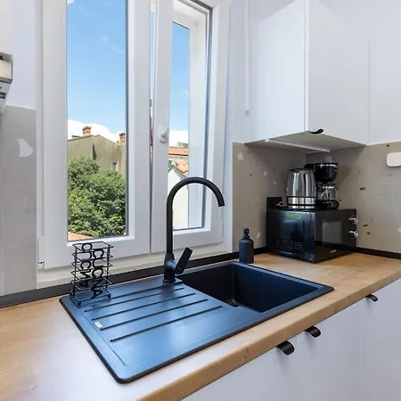 Feel Good In Old Town Apartament
